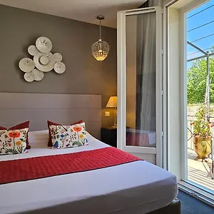 Hotel Brit Acacias